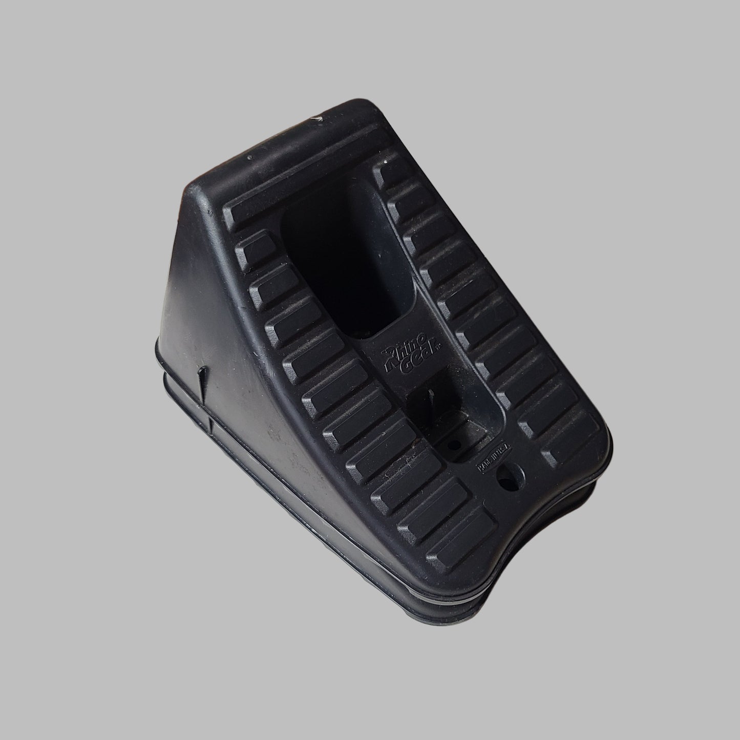 FloTool 2PC Heavy-Duty Wheel Chocks - USED