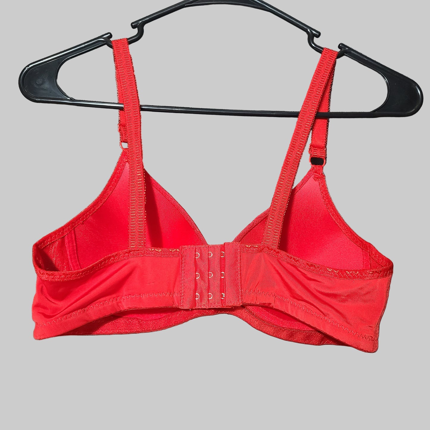 Women's Lukasi 36C Red Bra - NEW