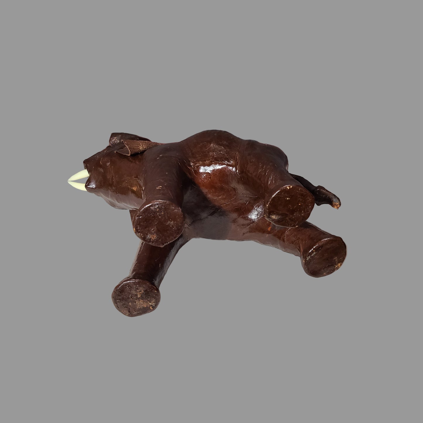 Rare VTG Leather Wrapped Brown Elephant & Giraffe Figurines - USED