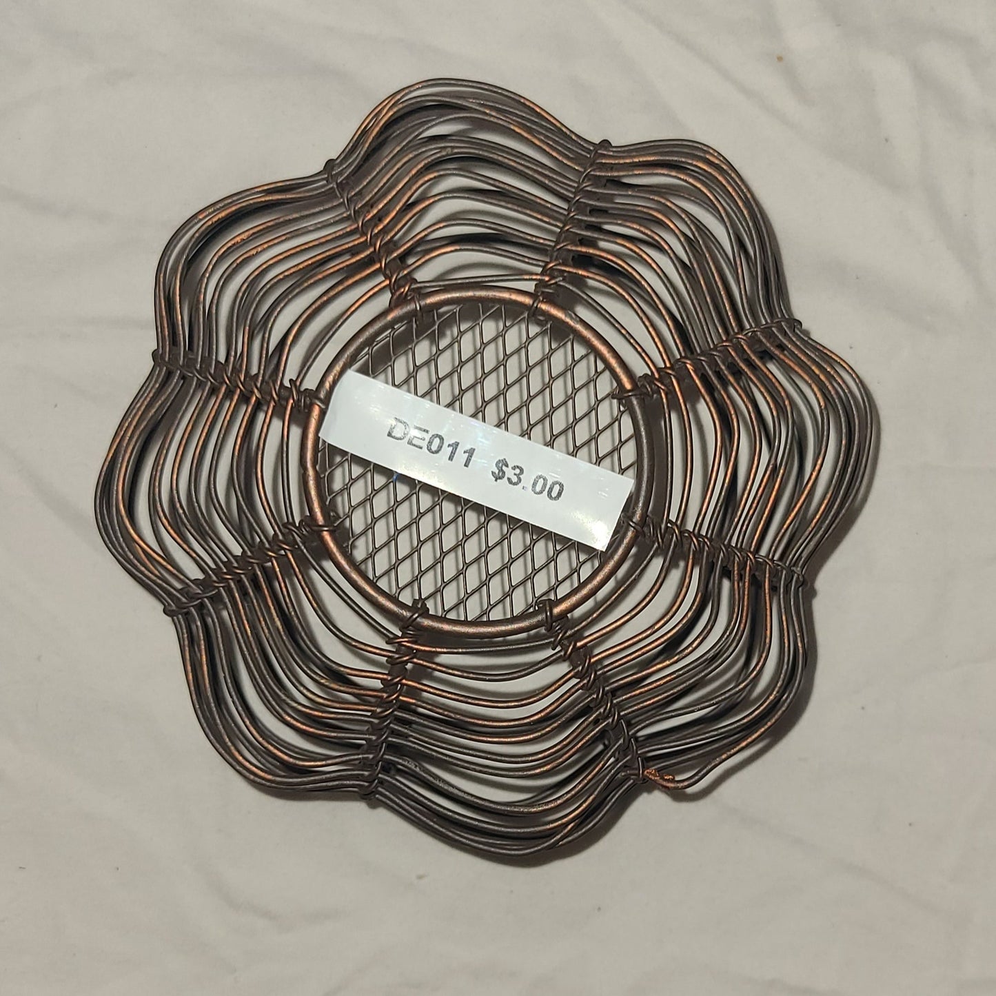 Avon Wire Potpourri Holder - Missing Lid - USED