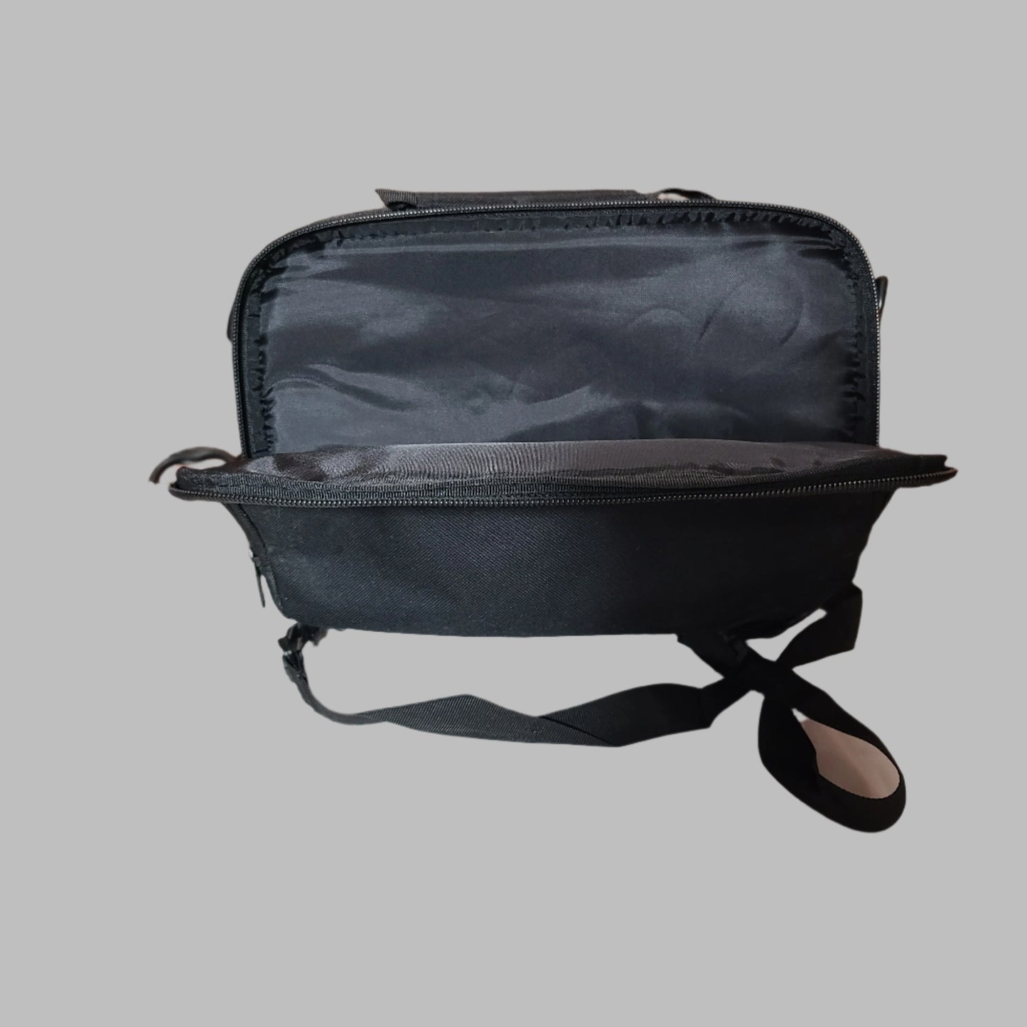 RCA DRC6309 Portable DVD Player w/ Case & Accessories - Tested - LIKE NEW