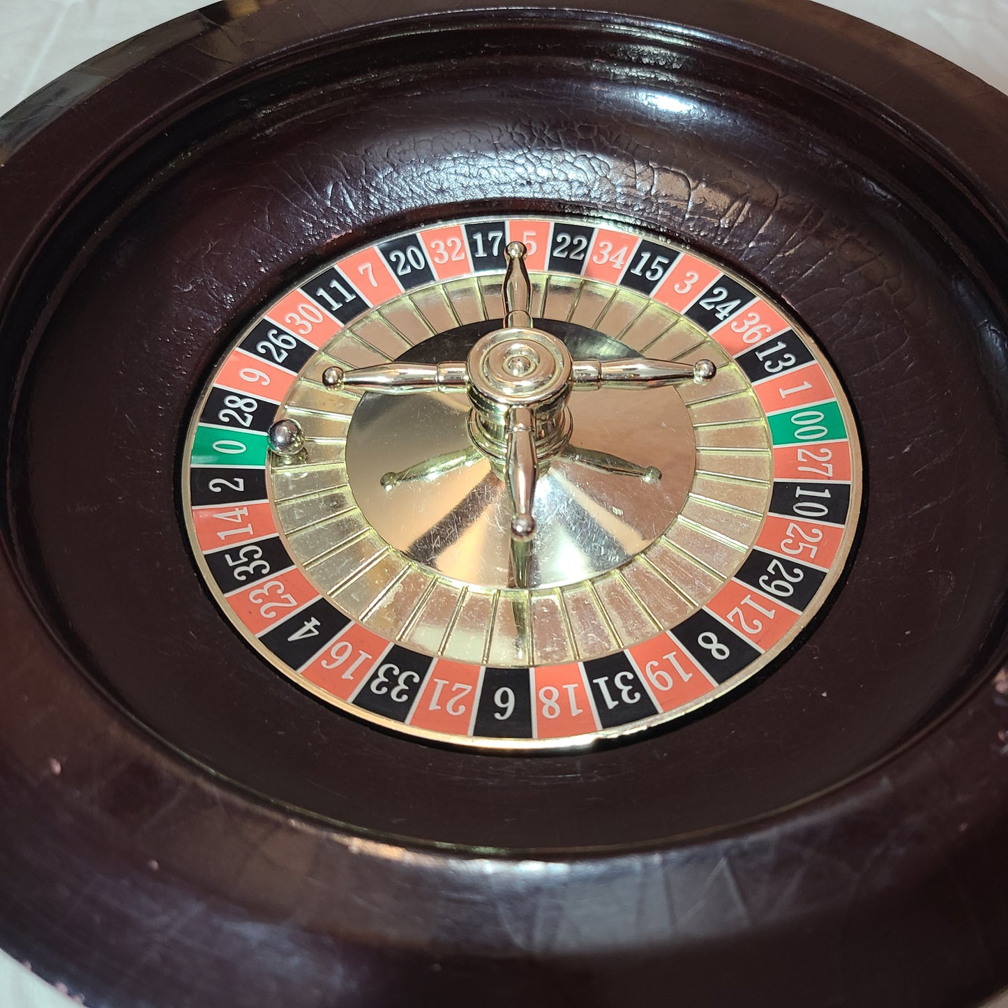 VTG Roulette Wheel w/ 1 Silver Ball - USED