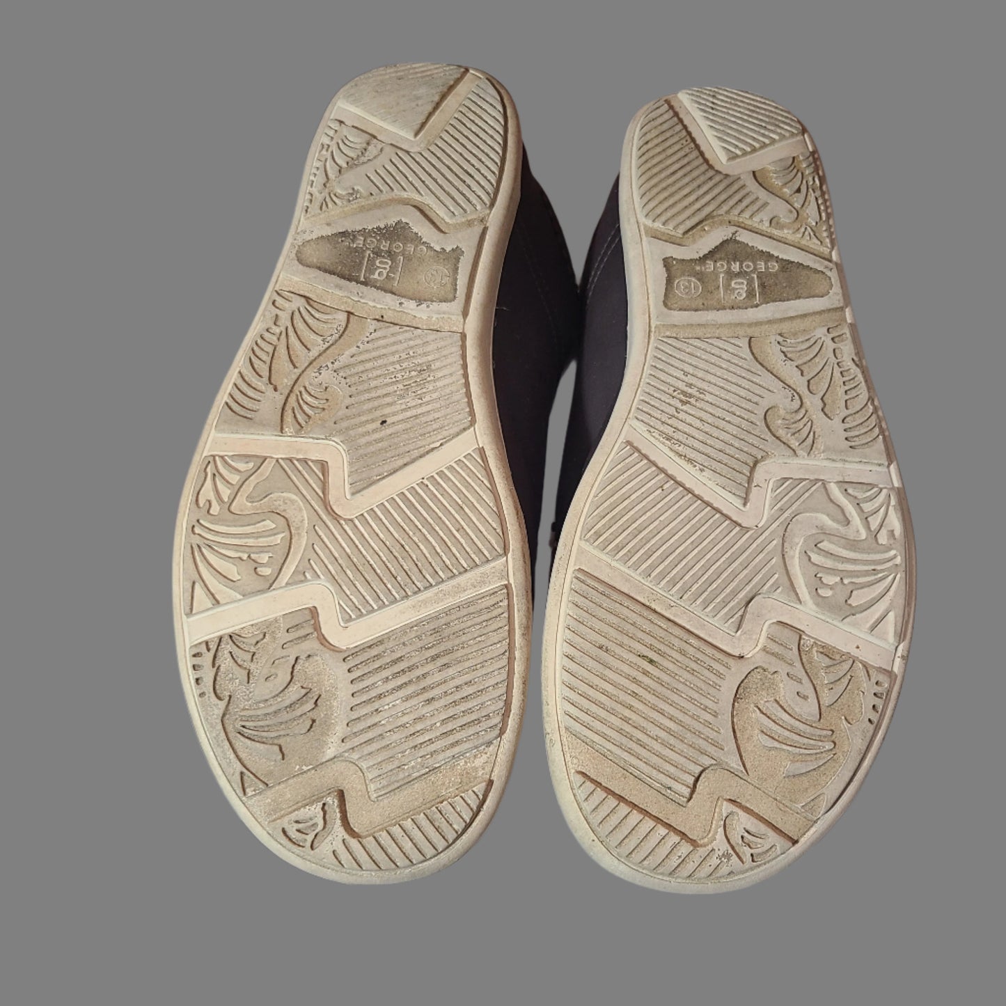 Men's Size 13 Brown George Casual Suedes - USED