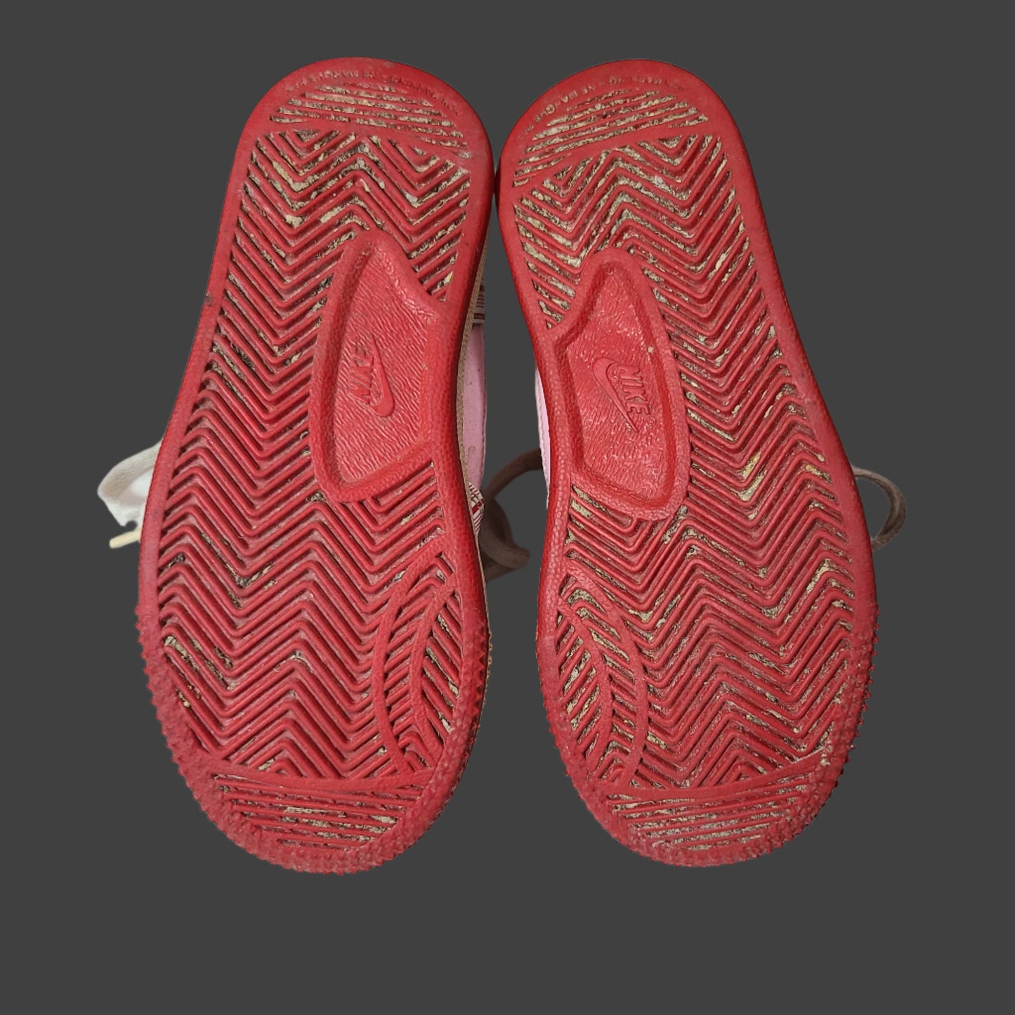 Kids Nike Size 10C Red & White Stripe Sneakers - USED