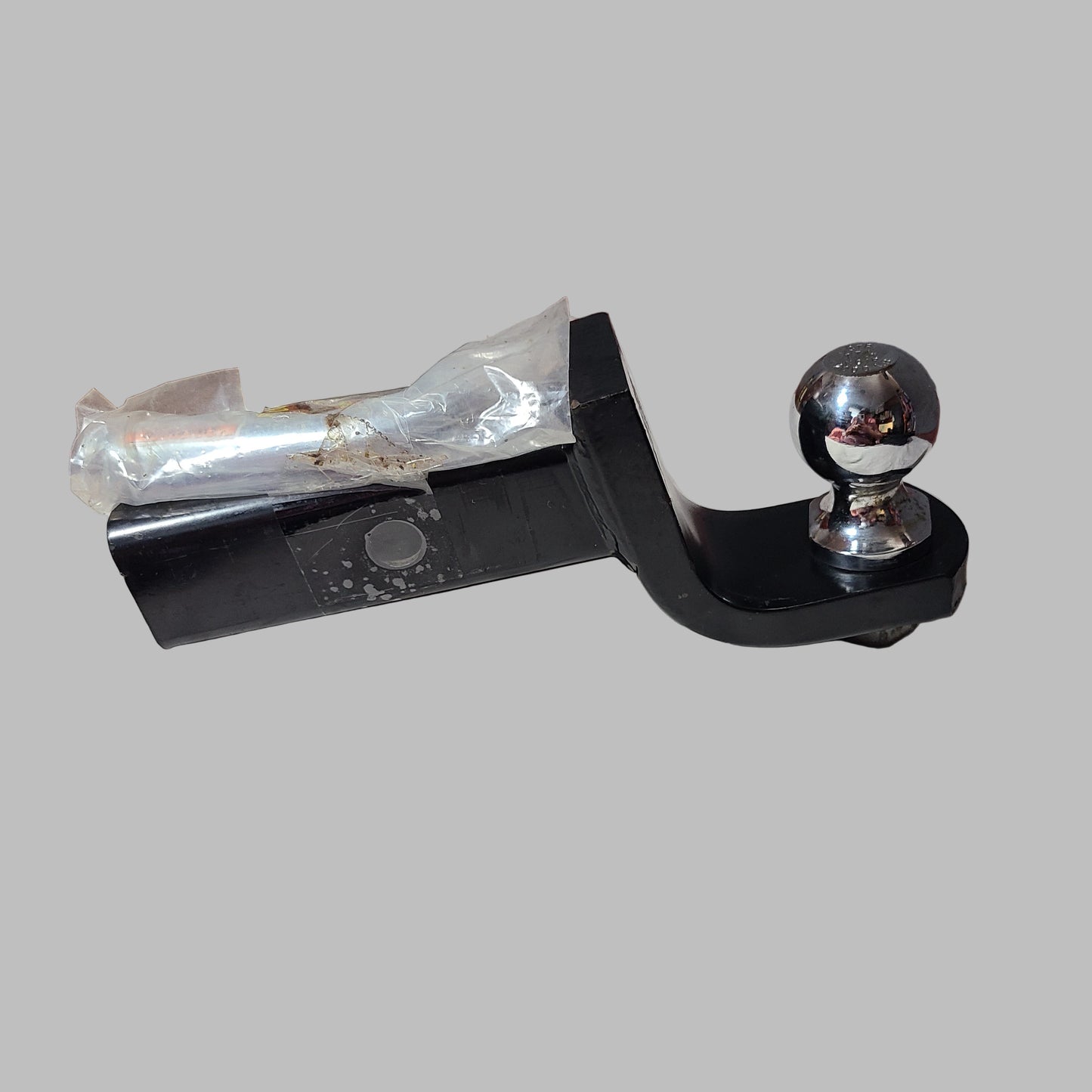 Nissan 999M1-WG011S Trailer Hitch Ball Mount - USED