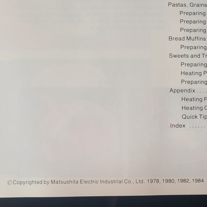 SC Panasonic Microwave Oven Cookbook & Operating Instructions - Copyright 1984 - LIKE NEW