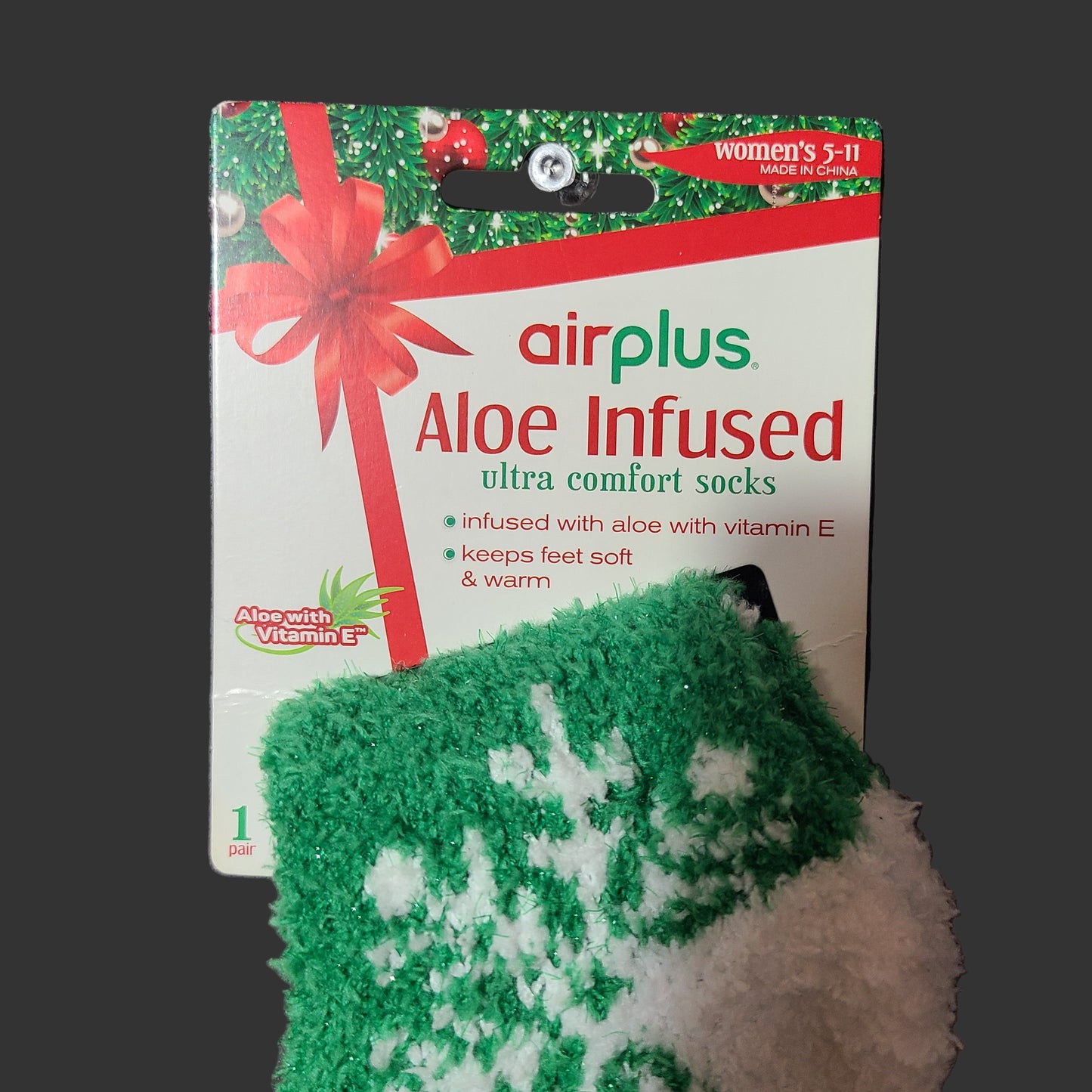 AirPlus Aloe Infused Ultra Comfort Socks - Women's 5-11 - NEW