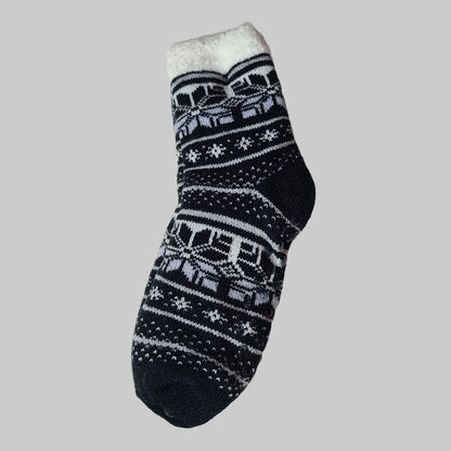 Just Be Cabin Socks - Women's 4-10.5 - NEW