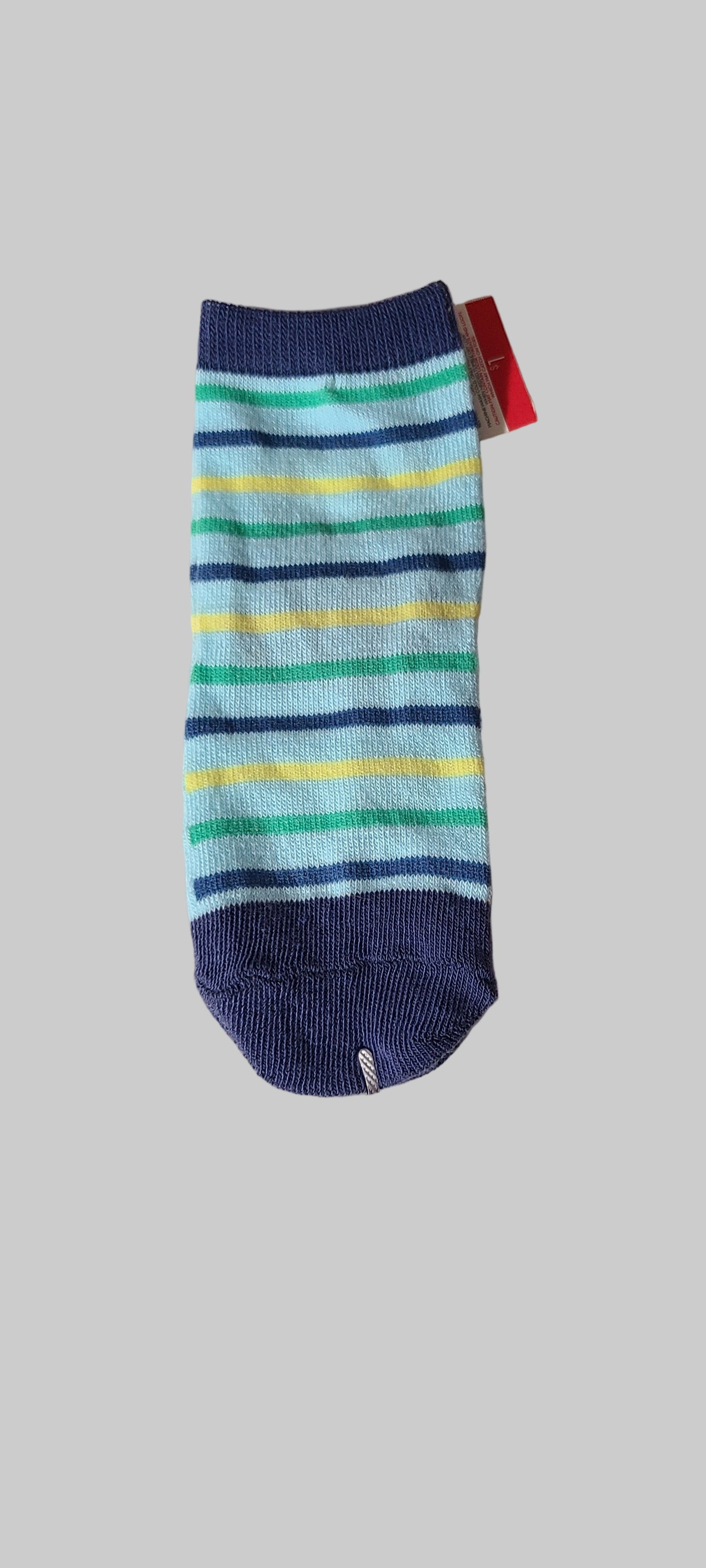 Kids Size 5-6.5 Made for Retail Striped Socks - NEW