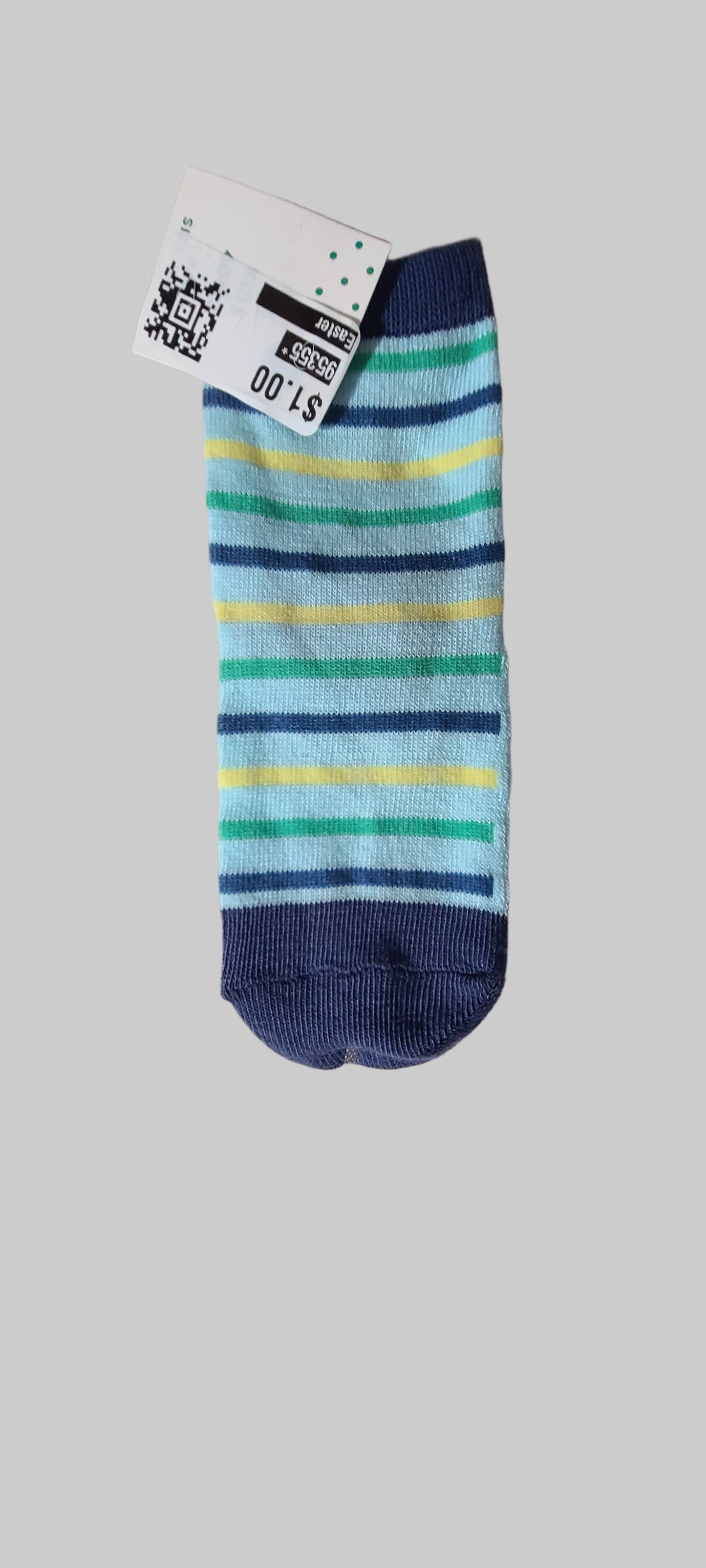 Kids Size 5-6.5 Made for Retail Striped Socks - NEW