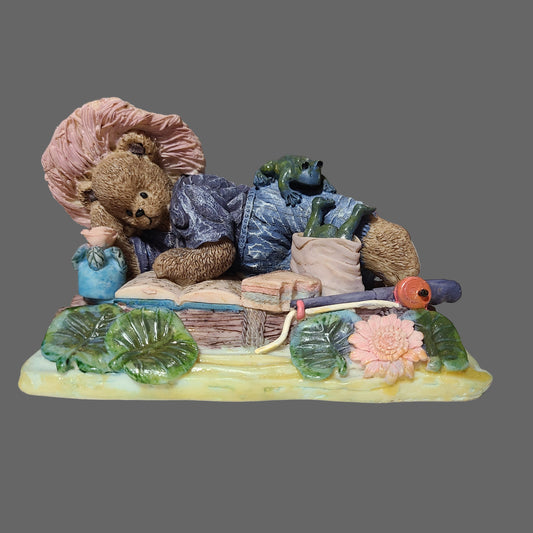 Young Inc. Berry Hill Bears Huckle Bear Resin Figure - 32195 - USED