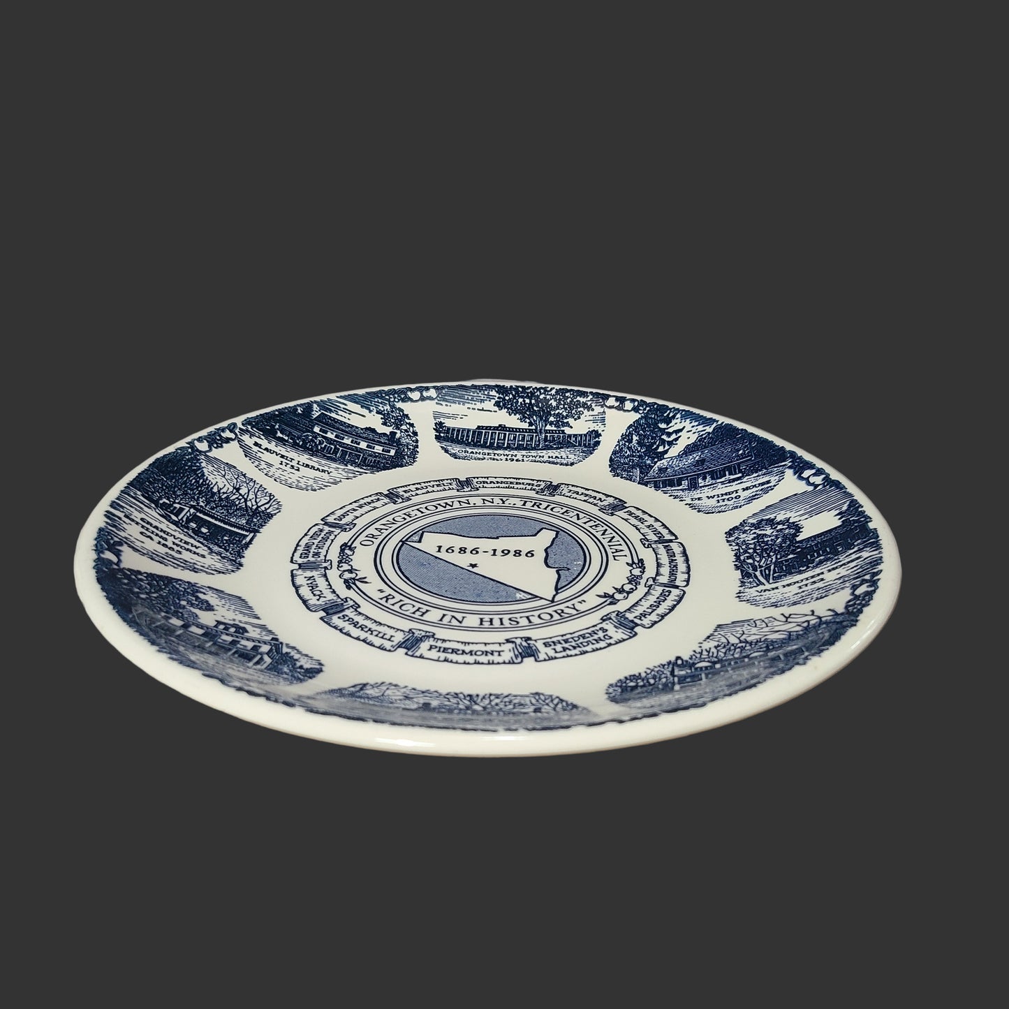 VTG 1686-1986 Orangetown New York Tricentennial Plate - LIKE NEW