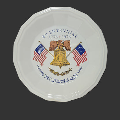 VTG 1776-1976 US Liberty Bell Bicentennial Plate - USED