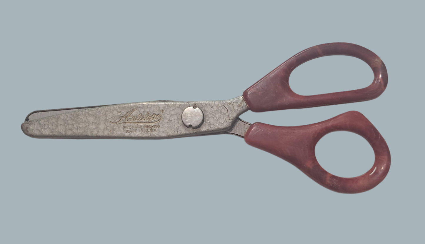 Vintage 1950s Antelope Pinking Shears – 7 1/4" - USED