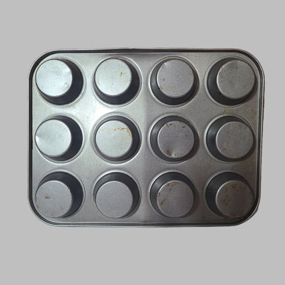 Generic 12 Cup Muffin Pan - WELL USED