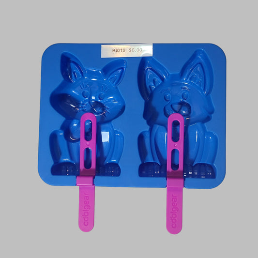 Cool Gear 2PK Cat and Dog Treats Ice Pops Stackable Ice Trays - Missing 2 Blue Stick - LIKE NEW