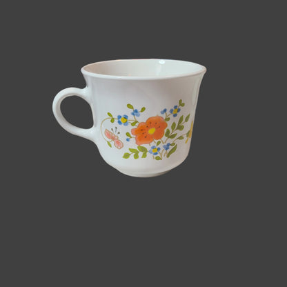 VTG Corning Wildflower 38 PC Set - Small Chips on Some Dishes - USED