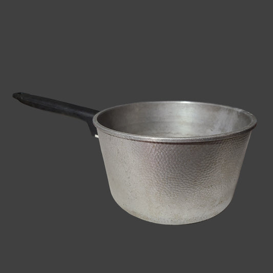 VTG Hammered Aluminum 7" Pot - Made In USA - USED