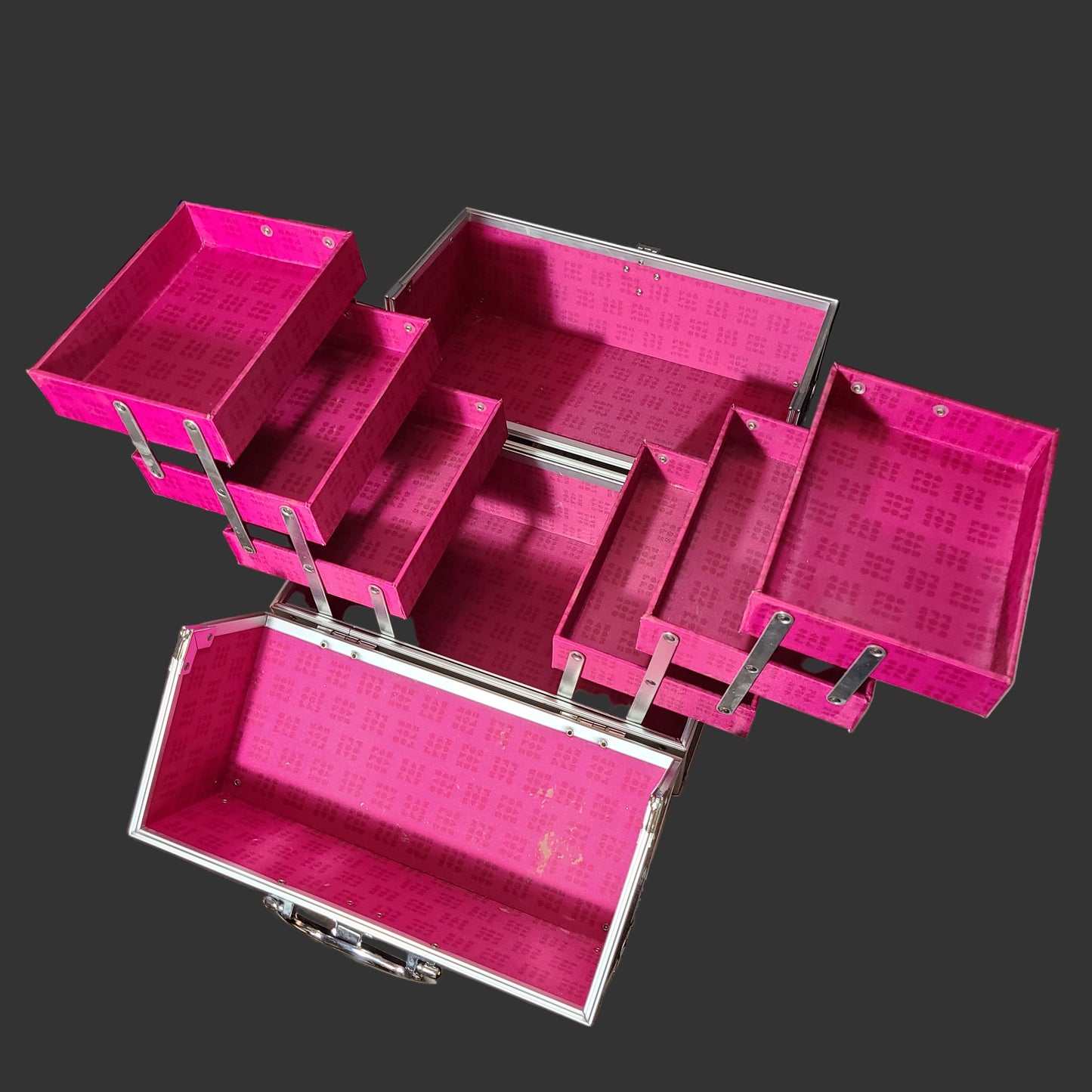 Caboodles Lovestruck 11.75 Ultimate Makeup Train Case - USED