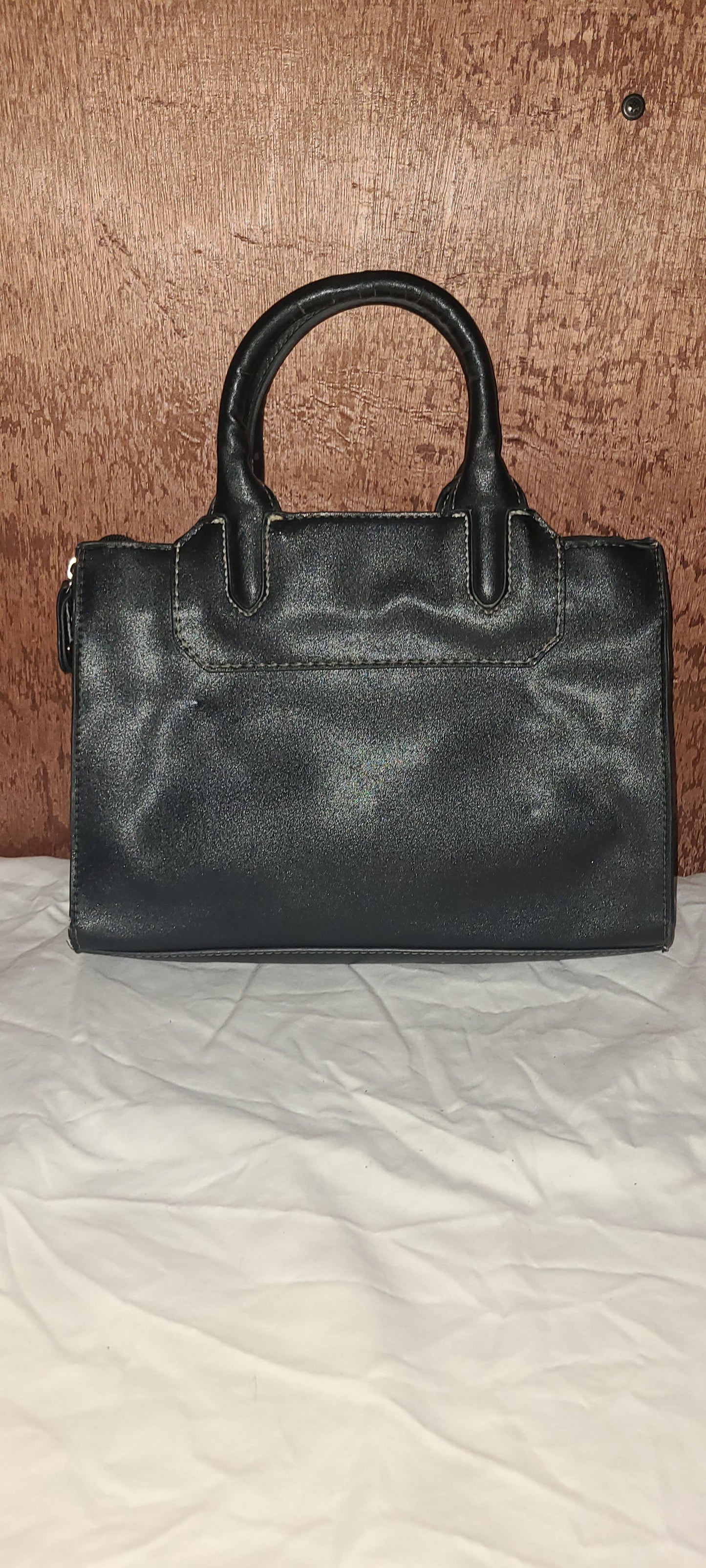 London Fog Style Purse – USED