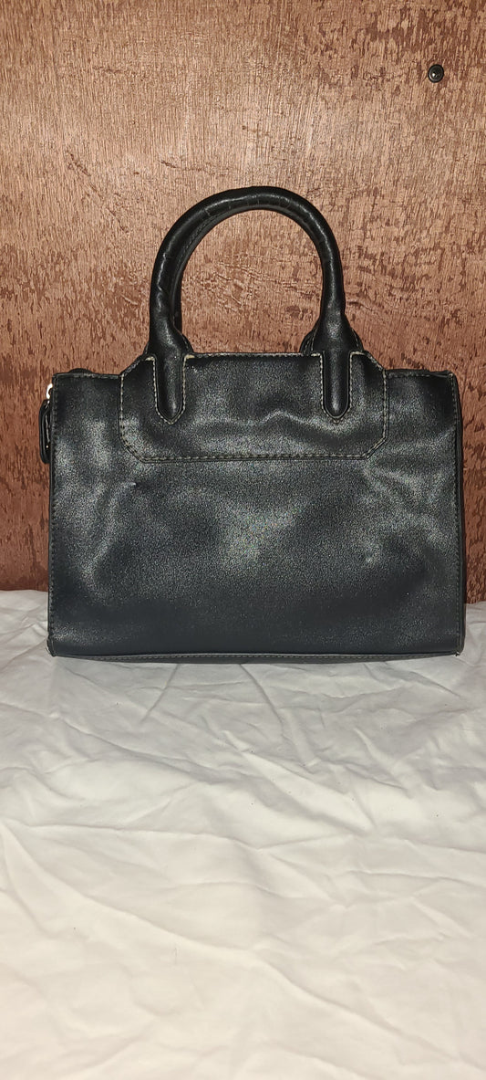 London Fog Style Purse – USED