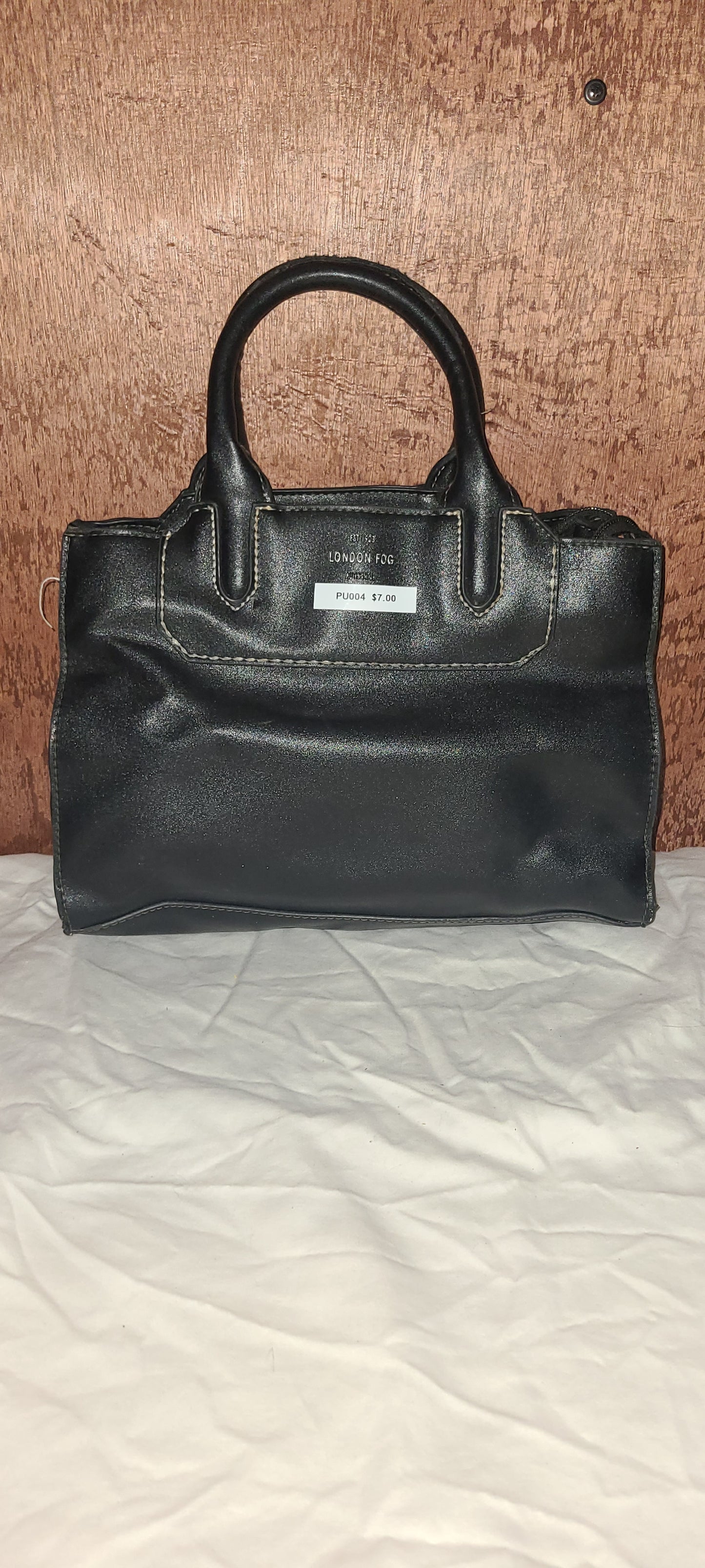 London Fog Style Purse – USED