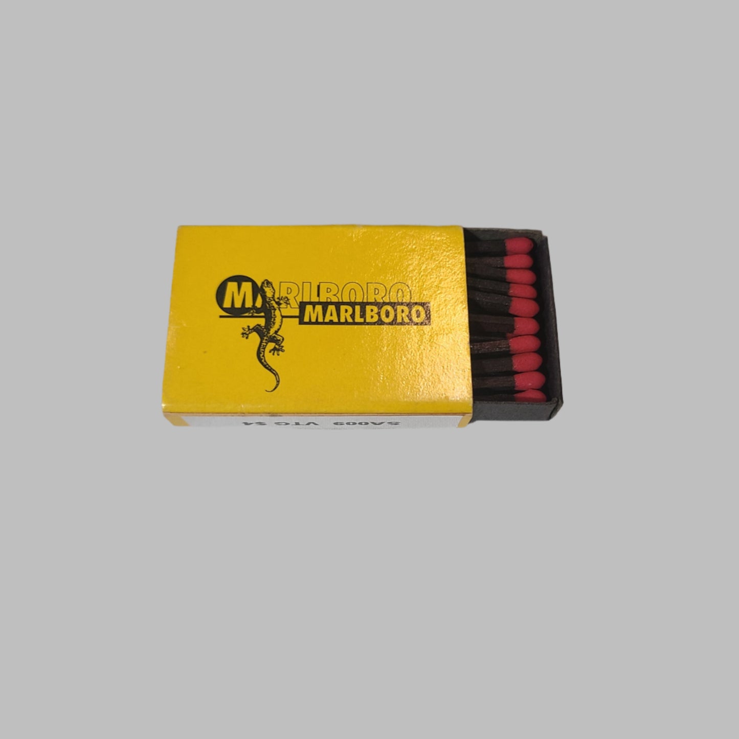 VTG Marlboro 1997 Matchbook w/ Black Stick Matches - LIKE NEW
