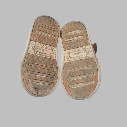 Healthtex Girls Size 3 White Sneakers - USED