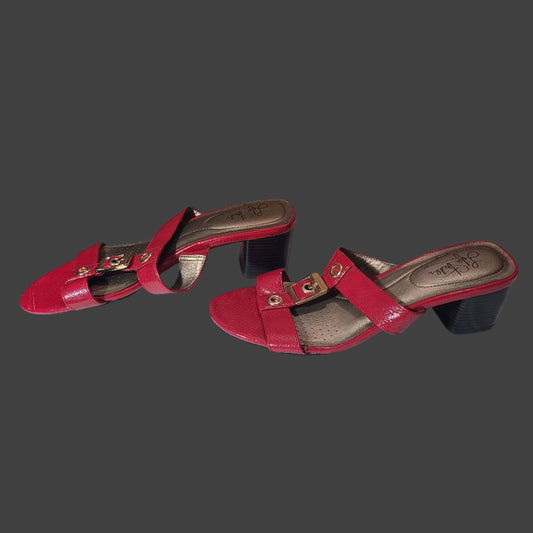 Women's Size 9.5M Red Life Stride Sandals - LIKE NEW