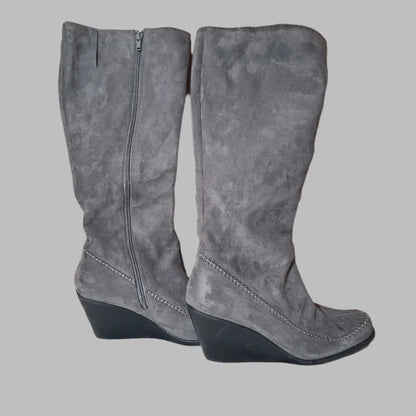 Women's Target Size 11 Dark Gray Suede Knee High Boots - LIKE NEW