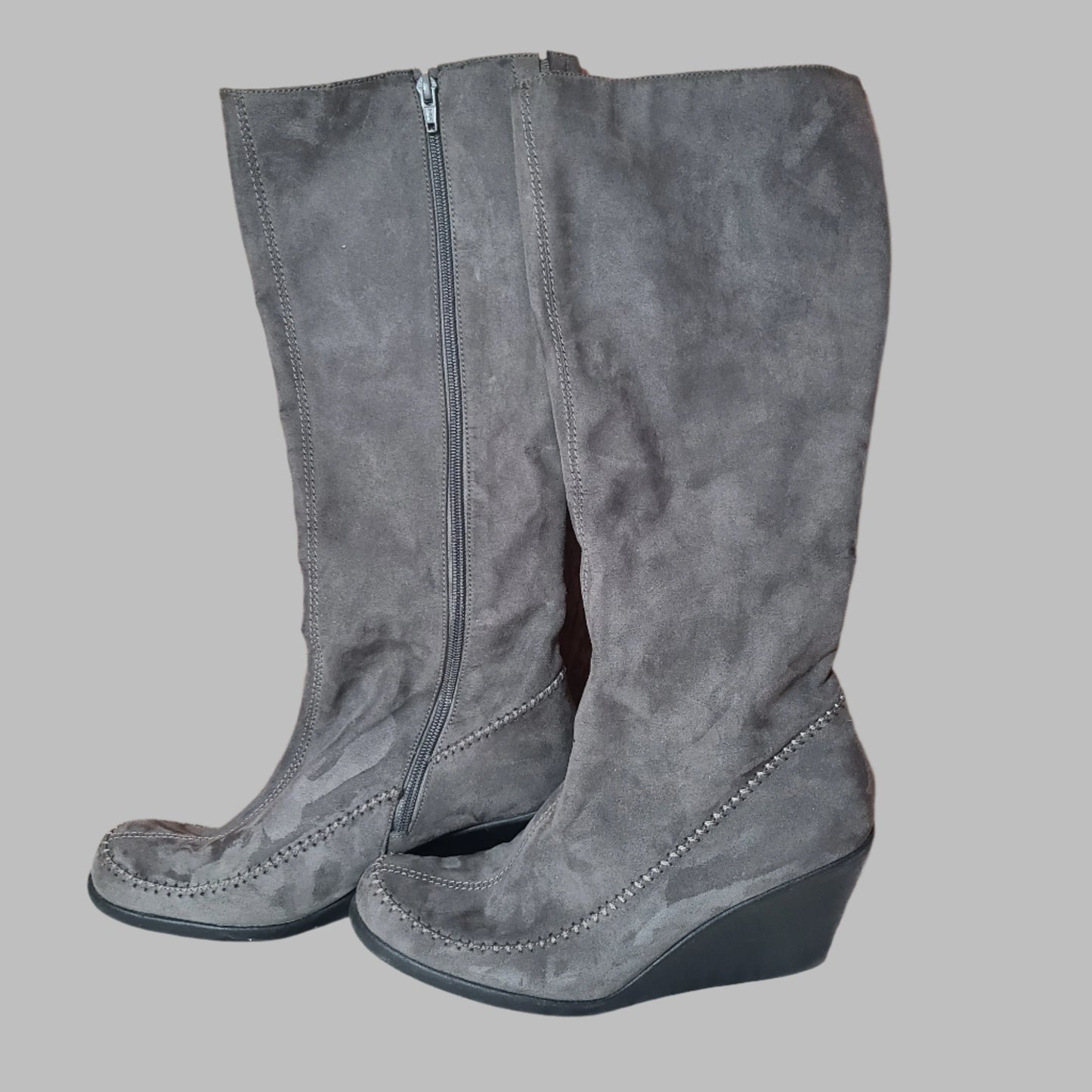 Women's Target Size 11 Dark Gray Suede Knee High Boots - LIKE NEW