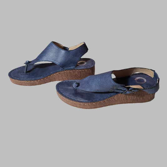 Women's Size 6 Journee Collection Mckell Navy Blue Wedge Sandals - USED