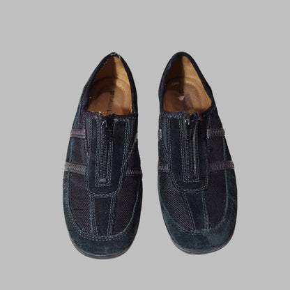 Women's 7W Naturalizer Black Acorn Slip-On Suede Loafers - USED