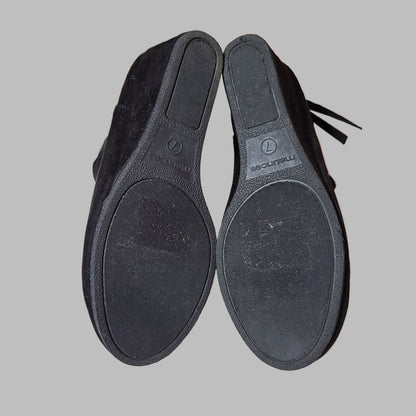 Women's 7 Maurice's Black Suede - Zipper Back Boots - USED