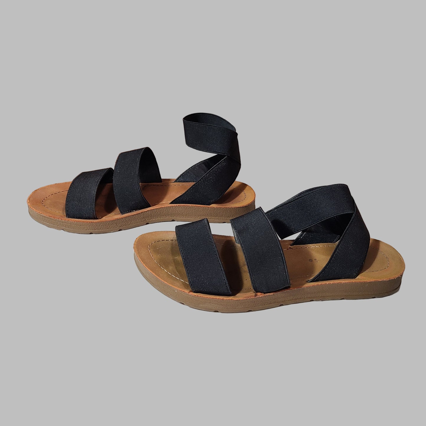 Women's 6.5 Soda Black & Brown Ankle Strap Sandals - USED