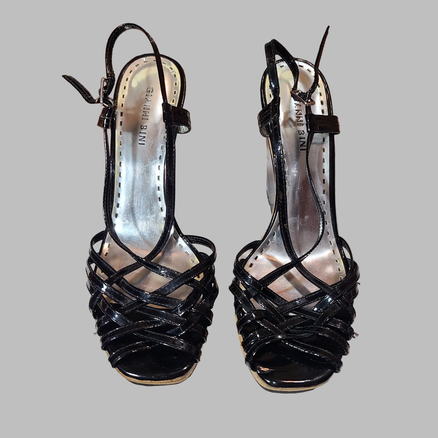 Women's 9 Gianni Bini Shiny Black Cork Wedges - USED