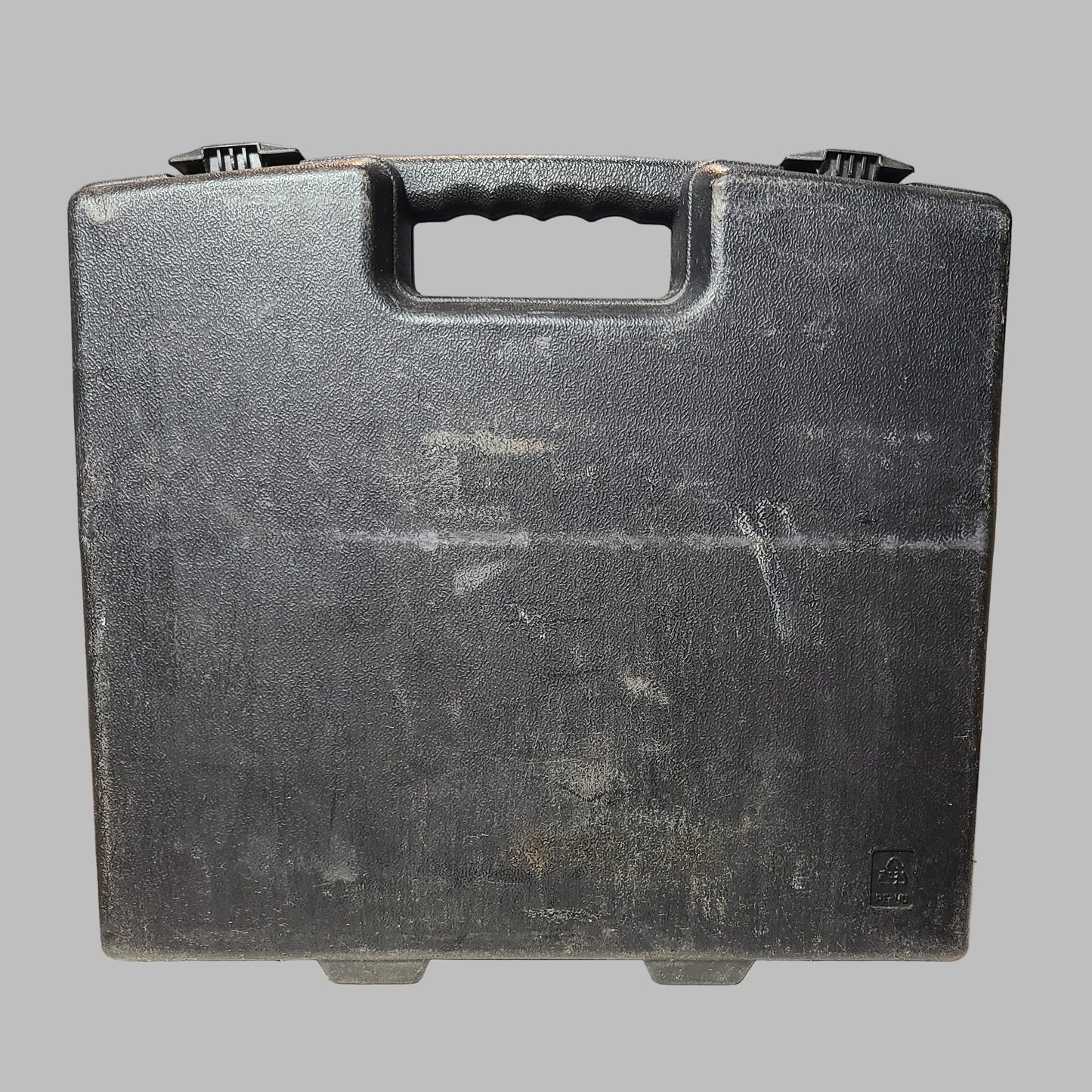 Craftsman Cordless 3/8" Drill/Driver w/ 2 Batteries, Charger, & Carry Case - Tested - USED